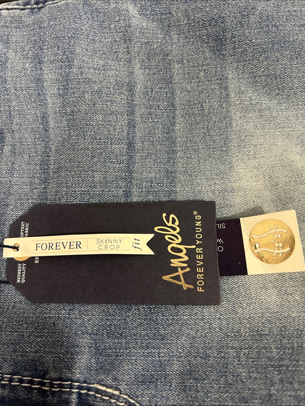 NWT Angels Forever Young Women's Forever Skinny Mid-Rise Crop Jeans - Picture 12 of 16